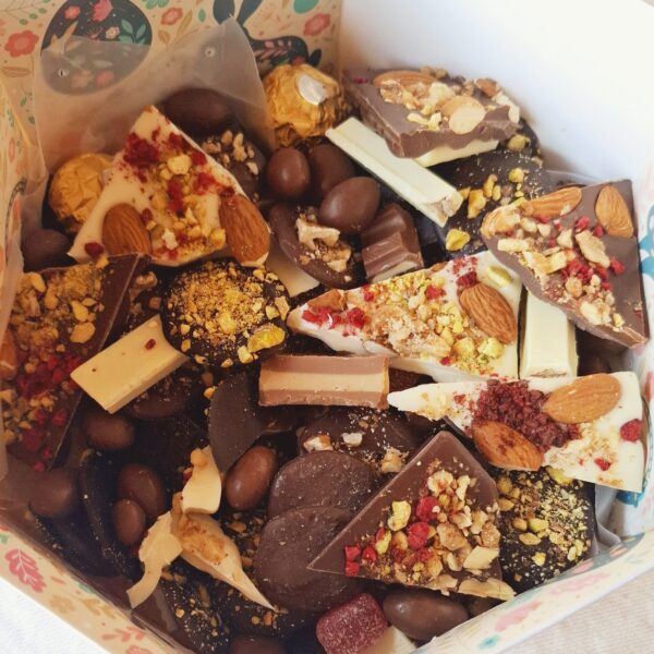 Caja de Chocolates y Dulces - Imagen 2