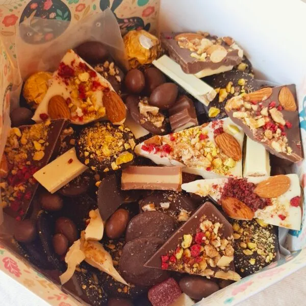 Caja de Chocolates y Dulces - Imagen 2